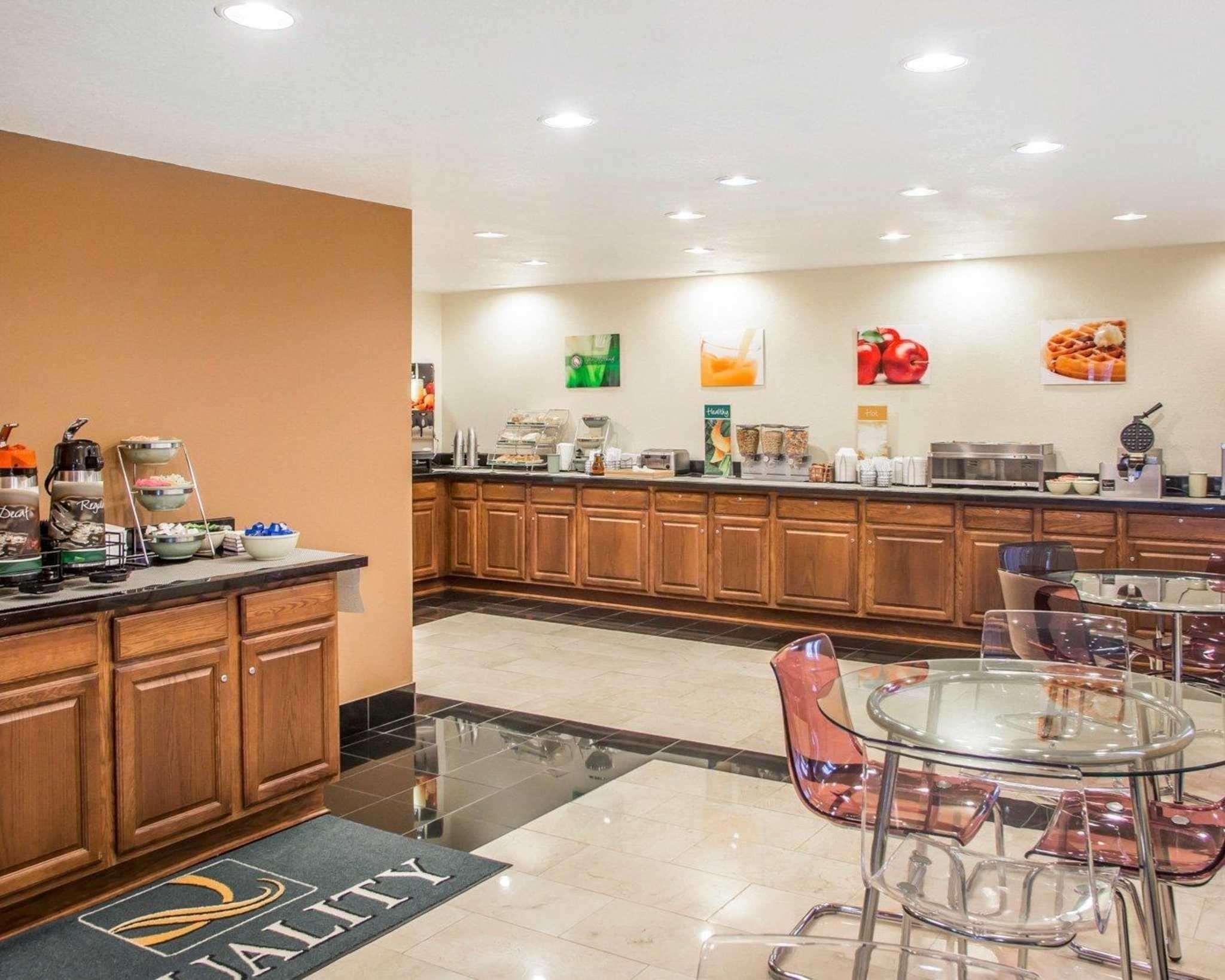 Quality Inn Villa Nova Εξωτερικό φωτογραφία