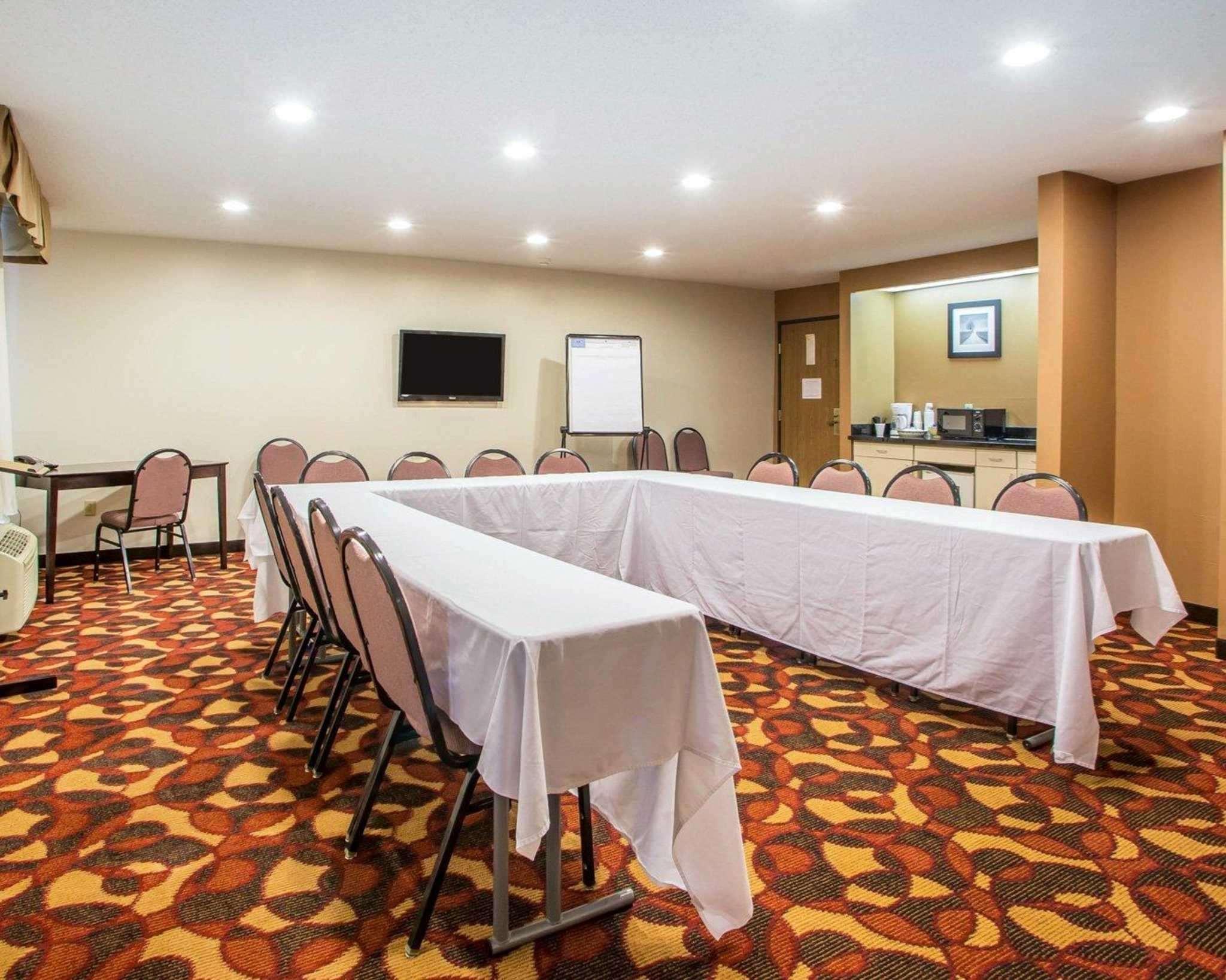 Quality Inn Villa Nova Εξωτερικό φωτογραφία