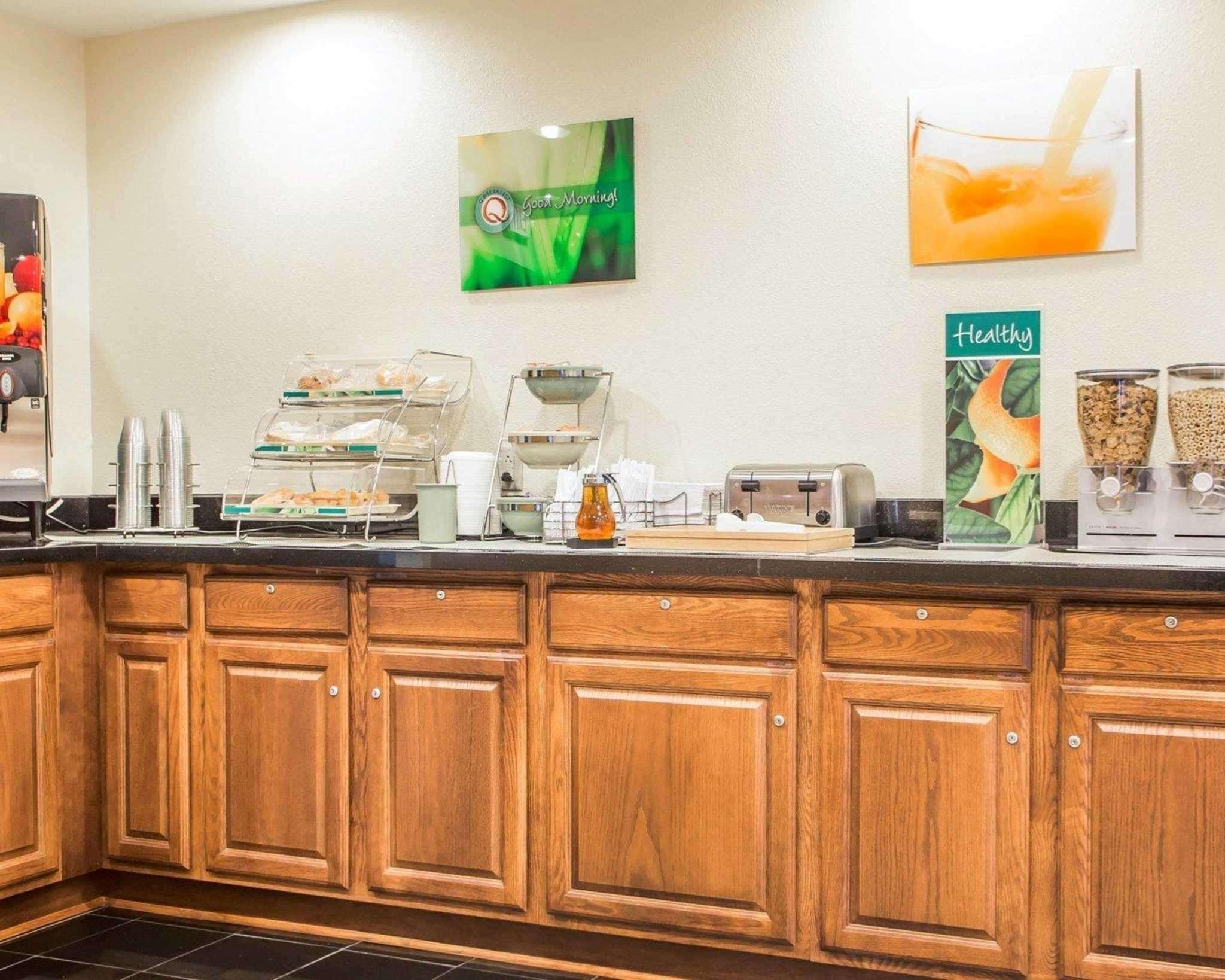 Quality Inn Villa Nova Εξωτερικό φωτογραφία