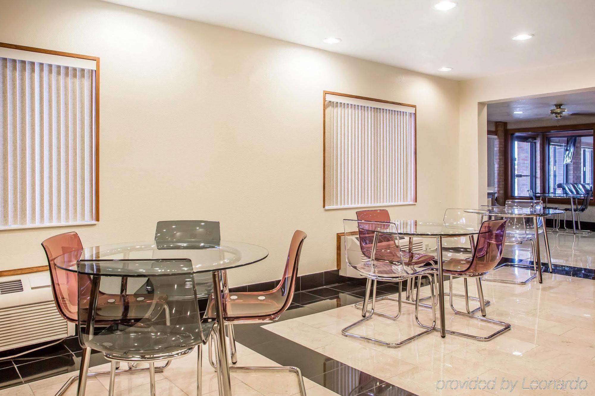 Quality Inn Villa Nova Εξωτερικό φωτογραφία